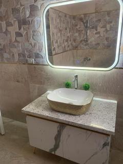 OZ Stylish Apartment - 4