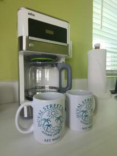 6 Bedroom 6 Bath Guesthouse on Duval Street - Key West - 3