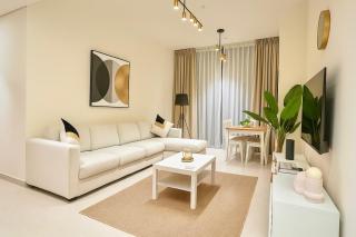 2BR Luxury Baby, Gym & Pool - 5