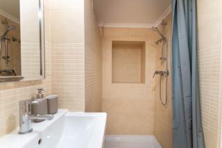 Queen's Ocean Sight - Guest House - 5