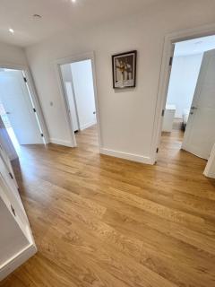 Mordern 2 bed 2 bath city apartment PS4 Netflix - 6