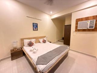 Hotel SHIVASHRAY Luxury Stays & Inn - Ujjain - 0