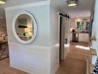 Pool, hot tub, close to beach - 7