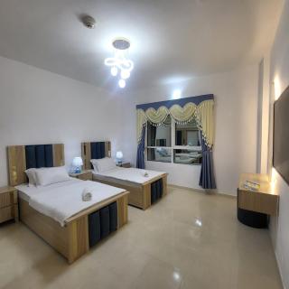 Beachfront Holiday Homes - Ajman - 6