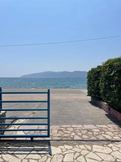 By the sea villa - 4