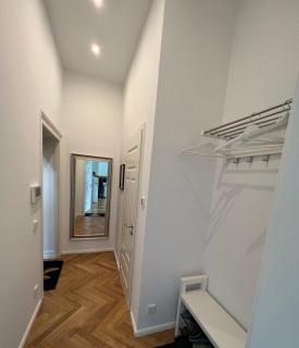Exklusive Altbauwohnung mit Arbeitsplatz WE5 - Halle an der Saale - 1