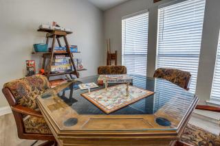 Family-Friendly Fun, Pool, Game Room, DFW Airport - 5