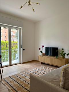 Comfy Apartment Gallarate Malpensa Milano - Gallarate - 9