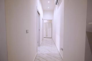 Metro, Railway Station - B&D House - 3