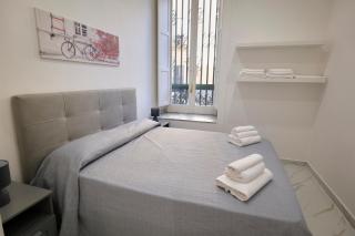 Metro, Railway Station - B&D House - 9