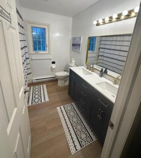 4BR Pool Oasis - - 2
