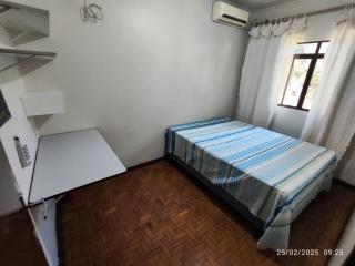 Quarto privado em casa mobiliada - 0