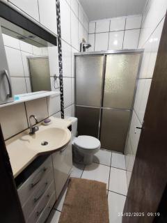 Quarto privado em casa mobiliada - Cascavel - 1