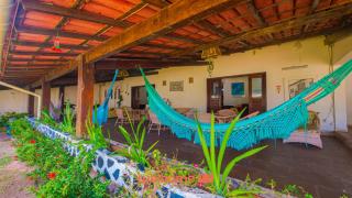 Suíte em Itapuã com piscina e lazer - 8