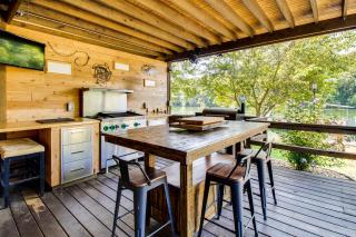 Cotter Home with Direct Access to White River! - 9