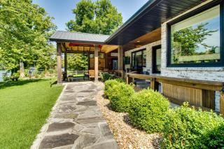 Cotter Home with Direct Access to White River! - 7