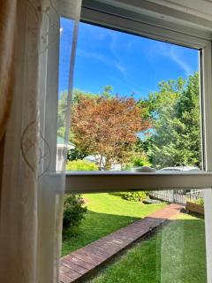 Across The INN Entire Colonial House with lovely porch & extremely fast Wi-Fi - 1