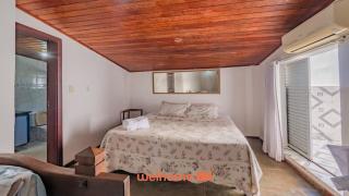 Suíte em Itapuã com piscina e boa localização - 0