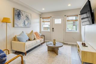 Walkable Baltimore Rowhouse with Fenced-In Patio! - Baltimore - 0