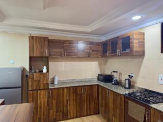 Modern 4-bedroom Apartment in a Quiet Estate - 4