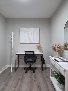 2 Bedroom's, 1 Bathroom,10min-Airport & Boston, 7min-EncoreCasino - 7