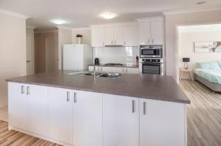 Marina Family Beachscape - Geographe - 2