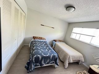 3 Bedroom Apartment - 5 Beds - Abbotsford - 4