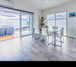 Ocean Front retreat Fleurieu Coast Wirrina Cove - 5