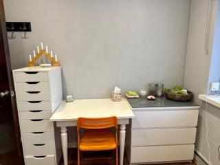 Hathaway guest room - Greenford - 3