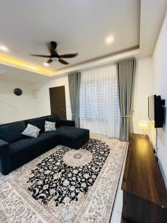 2storey 15mins from KLIA Netflix, Wifi, BBQ - Sepang - 0