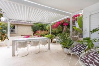 Cottesloe Seadragon Apartment - 9