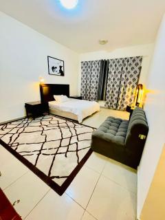 Furnished Master bedroom - Ajman - 2