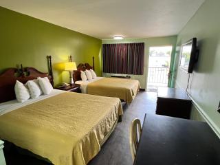 Travelers inn - 2