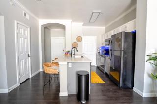 The Dallas Den Sleeps 10 - 3