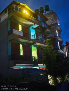 Harry Guest House & Restaurant - 3