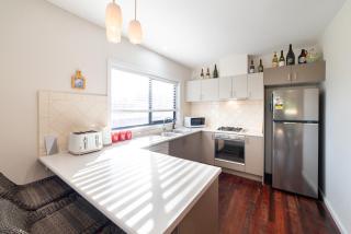 Clematis Hideaway - 1