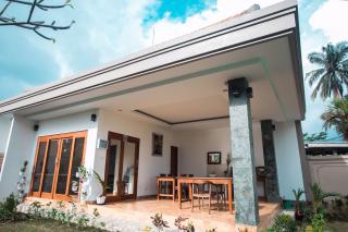 Villa Popolan and Guest House - Ubud - 1