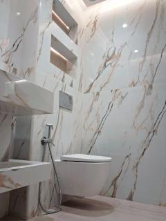 Luxury Sea and Marina View Apartment - 1