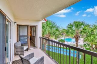 Third Floor Condo with Shared Pool, Free WiFi, Central AC, & Shared Tennis - 0