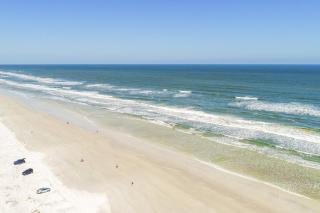 Renovated, ground-floor condo at oceanfront complex with pool - steps to beach - 2