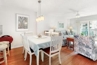 Freedom By The Sea II with ocean views, 2 pools, tennis & gym - steps to beach - 3