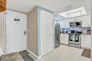 Freedom By The Sea II with ocean views, 2 pools, tennis & gym - steps to beach - 2