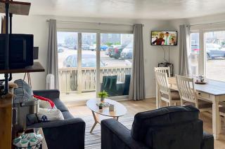 Bay Colony Breeze - 4
