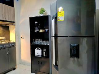 Casa Familiar 4 Habitaciones con Agua Caliente, WiFi y Patio - Acepta Mascotas - 5