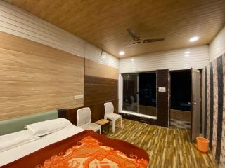Hotel Dharmaji Paradise - 7