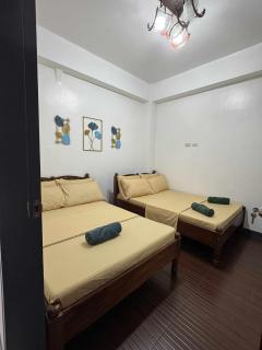 GLC Tourist Inn - 8