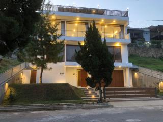 Dwell Guesthouse Dago - Ciburial - 0