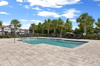 Spacious 3BRD Getaway Near Downtown Sanford - 6