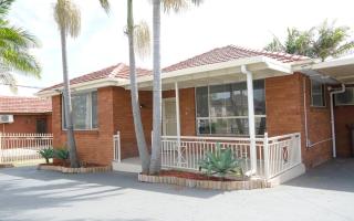 Lotus Saffron Sanctuary - Cabramatta - 9