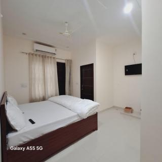Hotel Taj Residency - 5